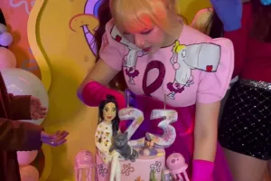 Bertema SpongeBob, 7 detail potret kue ulang tahun Tiara Andini ini unik berhias biota laut