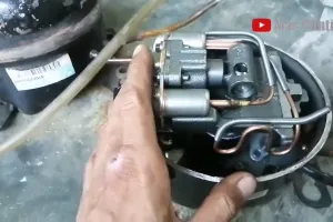 Rugi baru tahu, ini alasan mengapa kulkas tidak boleh dimiringkan saat baru beli atau dipindahkan