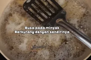 Tanpa bawang putih, ini cara mengurangi busa di minyak goreng saat dipakai cuma dengan 1 bumbu dapur