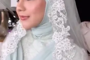 7 Potret detail makeup akad pernikahan ke-2 Irish Bella, elegan dengan riasan soft glam