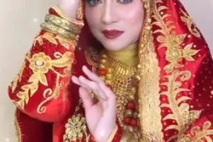 9 Potret detail makeup Bella Fawzi saat pemotretan jadi pengantin, kenakan adat Koto Gadang dan Melayu