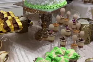 8 Hidangan menyambut pengantin baru Yislam kakak Fadil Jaidi dan Miskah, komplet serba manis