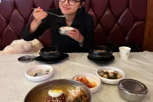 7 Momen Elyshia Nashira anak Dina Mariana kulineran, banyak menu sehat