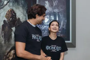 9 Potret mesra Ratu Sofya dan Cornelio Sunny, terpaut usia 19 tahun