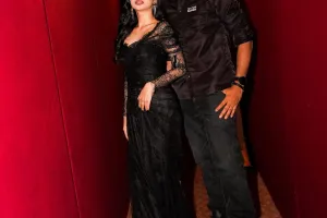 9 Potret mesra Ratu Sofya dan Cornelio Sunny, terpaut usia 19 tahun