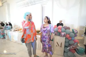 7 hidangan di acara ulang tahun Azura anak Aurel dan Atta yang pertama, penuh jajanan lezat