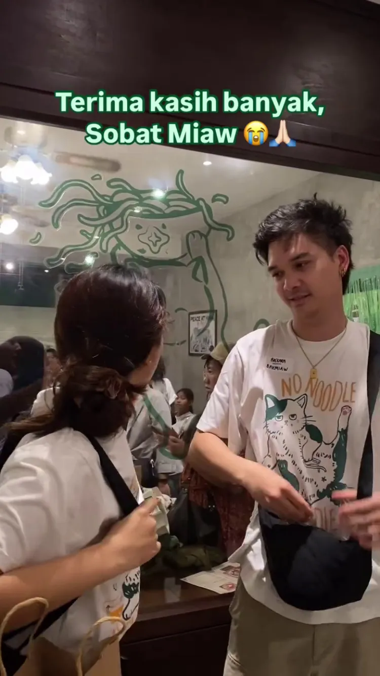 Diisukan cerai, ini 9 momen kebersamaan Sherina & Baskara Mahendra di anniversary ke-2 restoran bakmi