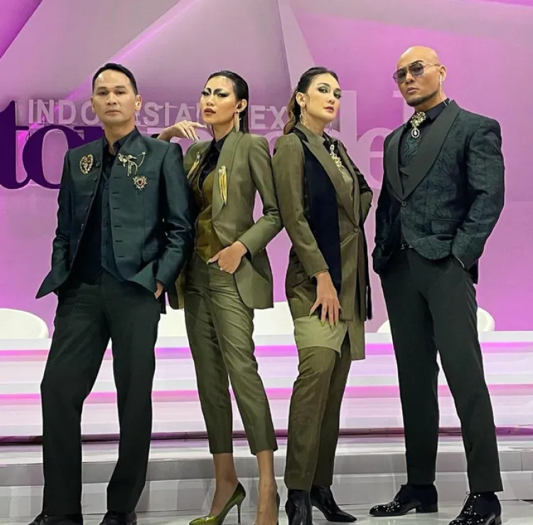 Berteman baik tapi saling blokir di Instagram, ini 9 potret kebersamaan Luna Maya dan Deddy Corbuzier