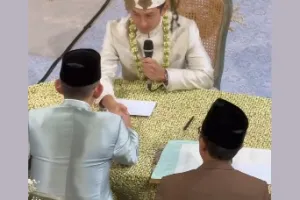 9 Momen pernikahan Rio Haryanto dan Athina Papadimitriou usung adat Betawi, Sandiaga Uno jadi saksi