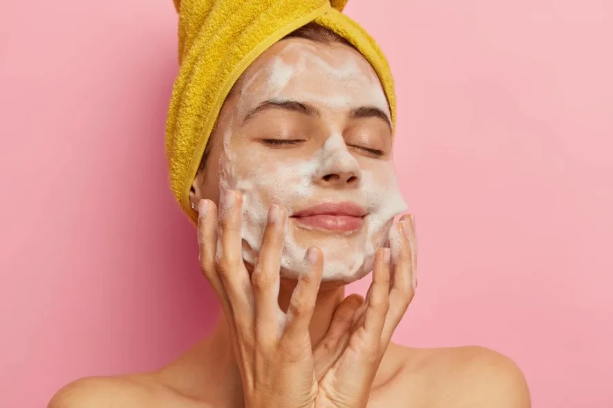 Cara atasi hiperpigmentasi ala Vanesha Prescilla Berbagai sumber