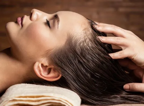 Perawatan rambut berkilau ala Natasha Wilona Berbagai sumber