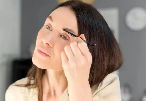 Rahasia riasan no makeup look Jessica Iskandar Berbagai sumber