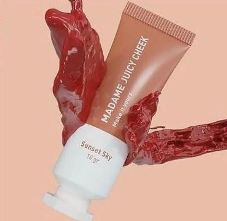 10 Rekomendasi blush on untuk remaja © berbagai sumber