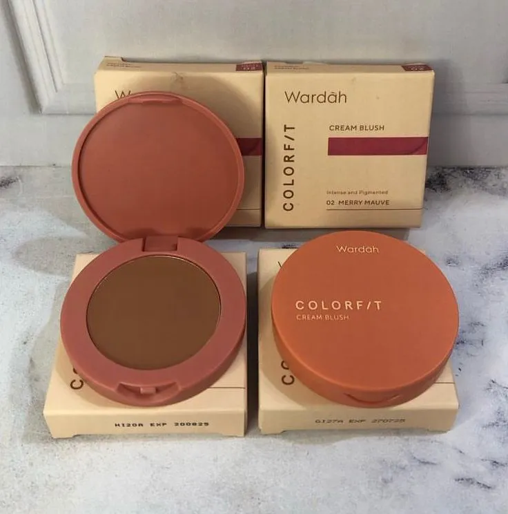 10 Rekomendasi blush on untuk remaja © berbagai sumber