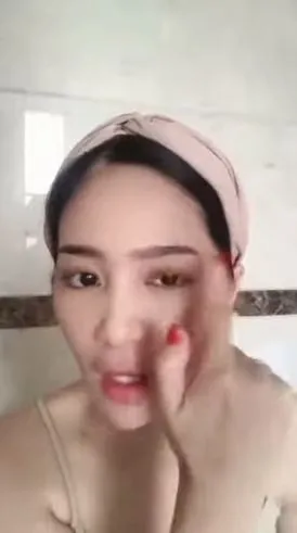 rahasia makeup ala Bunga Zainal berbagai sumber rahasia makeup ala Bunga Zainal berbagai sumber