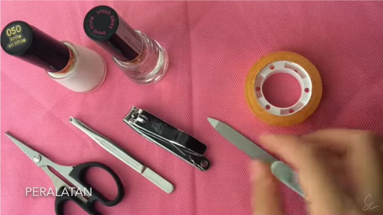 cara mudah manicure di rumah berbagai sumber