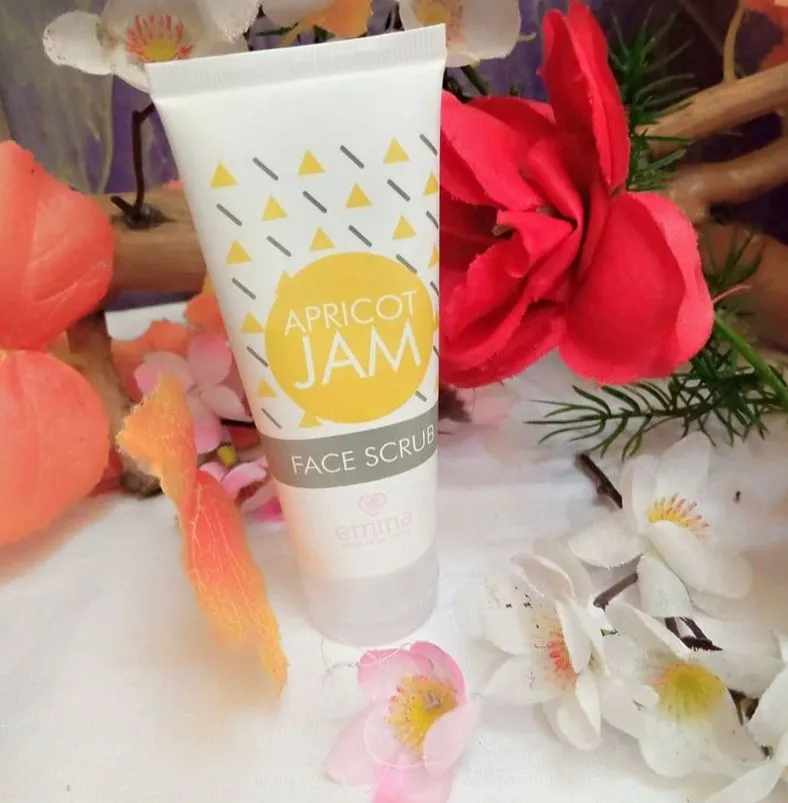 Rekomendasi skincare Emina © 2023 brilio.net Rekomendasi skincare Emina © 2023 brilio.net