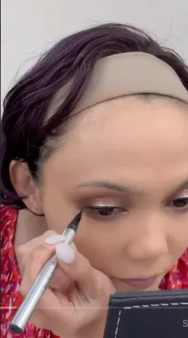 trik makeup bold ala Rina Nose berbagai sumber trik makeup bold ala Rina Nose berbagai sumber