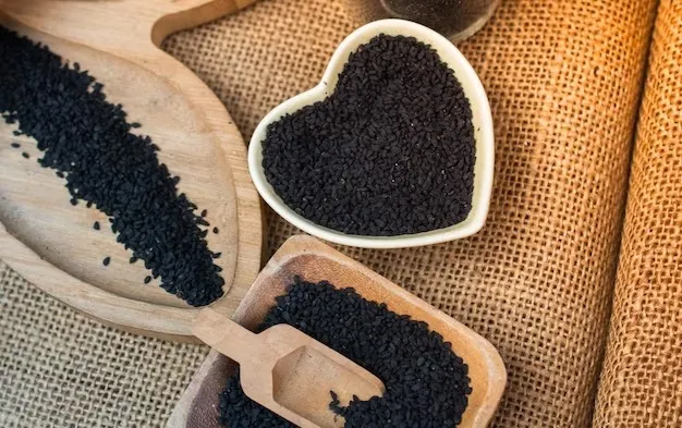 trik simpel kurangi uban © Instagram