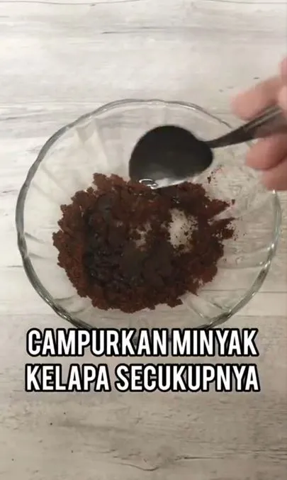 Hitamkan kembali uban pakai 2 bahan dapur Berbagai sumber Hitamkan kembali uban pakai 2 bahan dapur Berbagai sumber