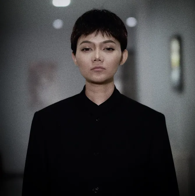 Rina Nose dandan jadi karakter terkenal © Instagram