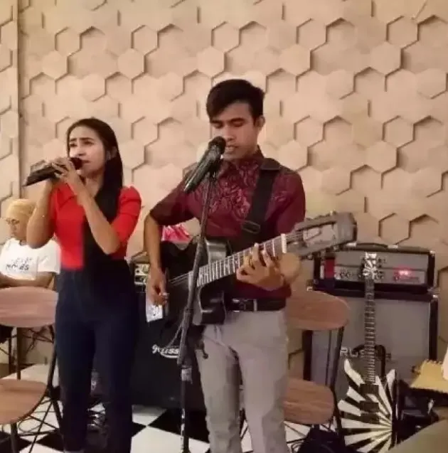 jebolan D'Academy di awal karier © berbagai sumber