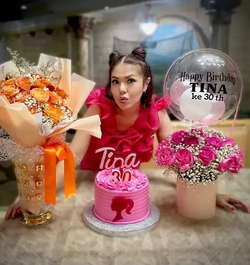 seleb ultah tema barbie © 2023 brilio.net seleb ultah tema barbie © 2023 brilio.net