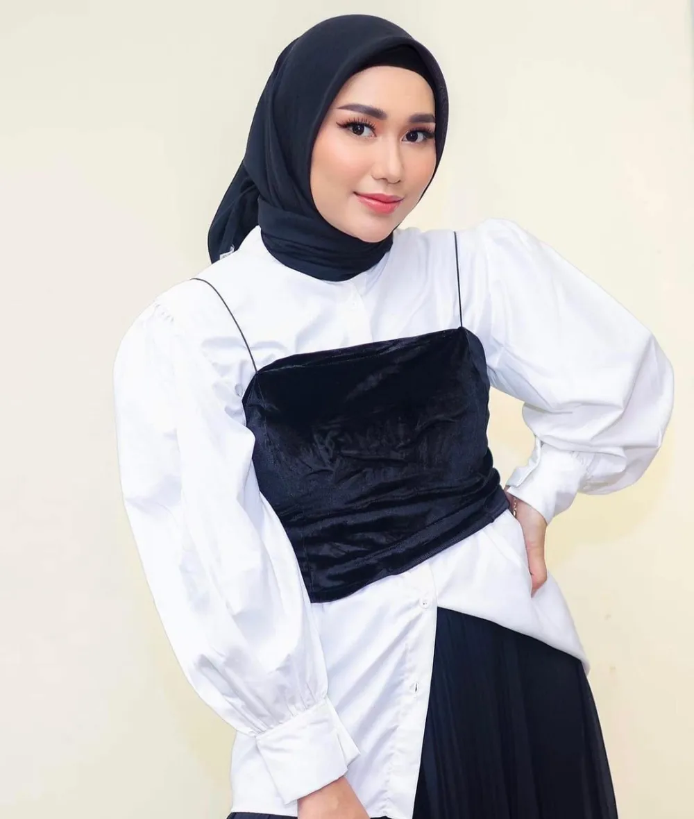 seleb bongkar perselingkuhan suami sepanjang 2023 © berbagai sumber