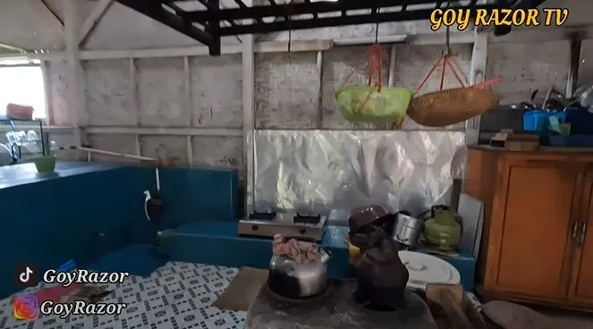 rumah si kabayan © YouTube