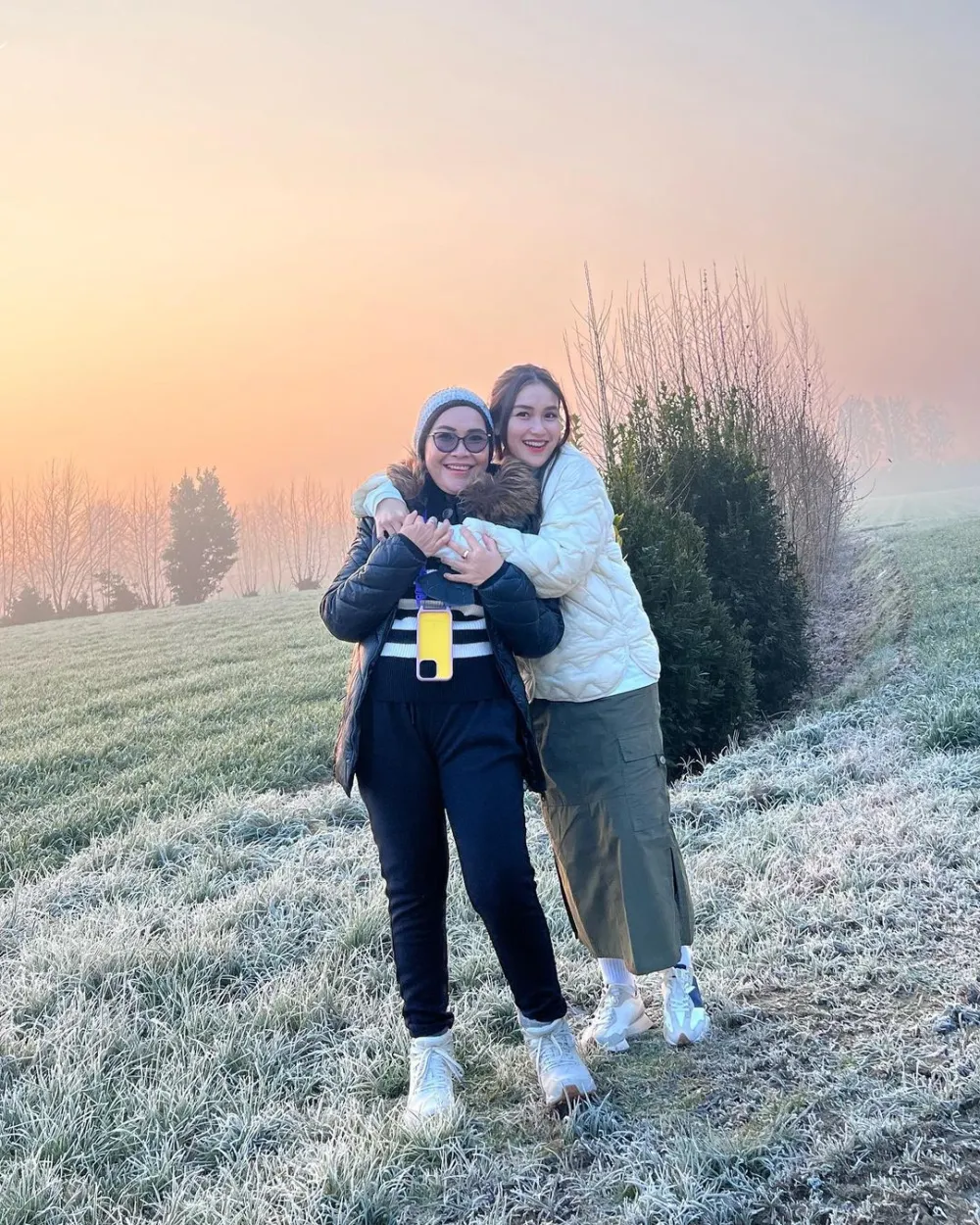 potret pedangdut liburan bareng ibu © instagram