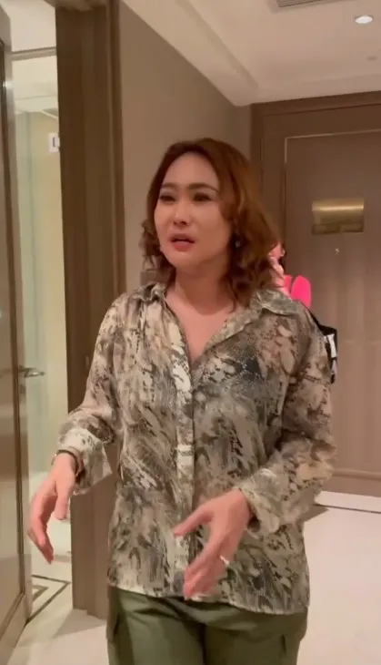 Inul Daratista diberi kejutan ultah © Instagram