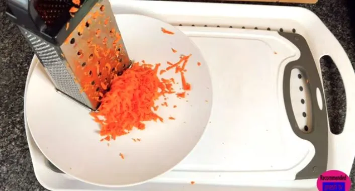 cara hilangkan kerutan di sekitar mata berbagai sumber