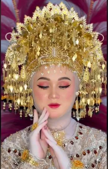 Transformasi makeup pengantin wanita albino berbagai sumber Transformasi makeup pengantin wanita albino berbagai sumber