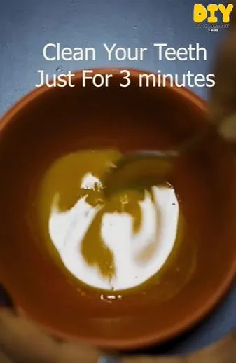 3 Menit putihkan gigi bernoda kuning Berbagai sumber 3 Menit putihkan gigi bernoda kuning Berbagai sumber