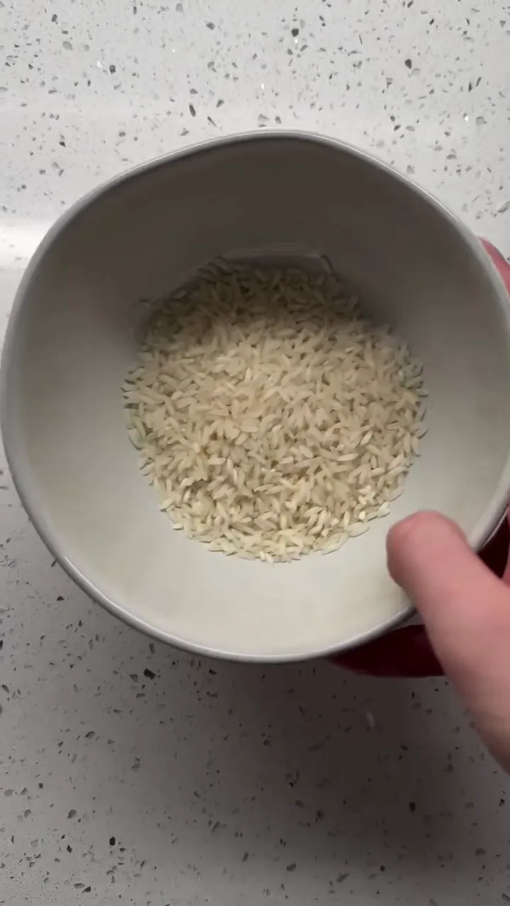 Bekas jerawat meradang © Instagram