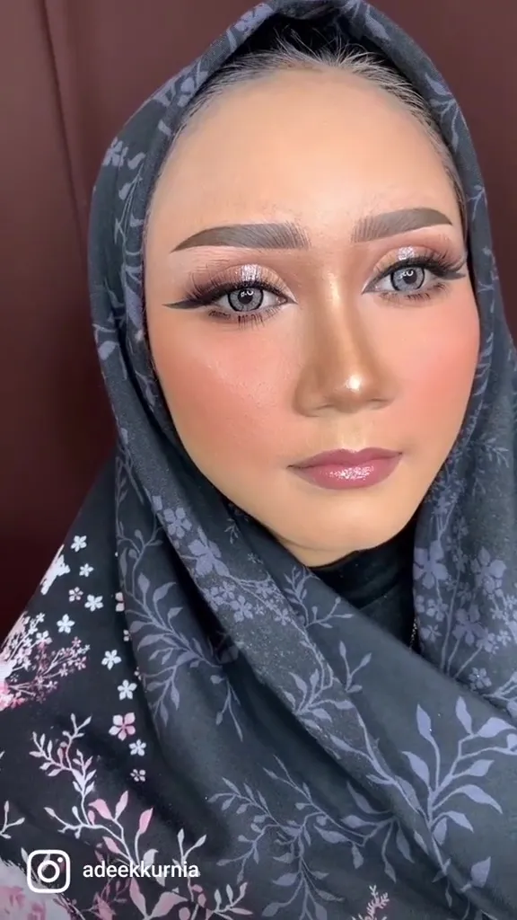 Awalnya dirias sama bude © TikTok