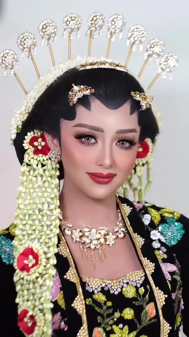 transformasi cewek sawo matang © Instagram 