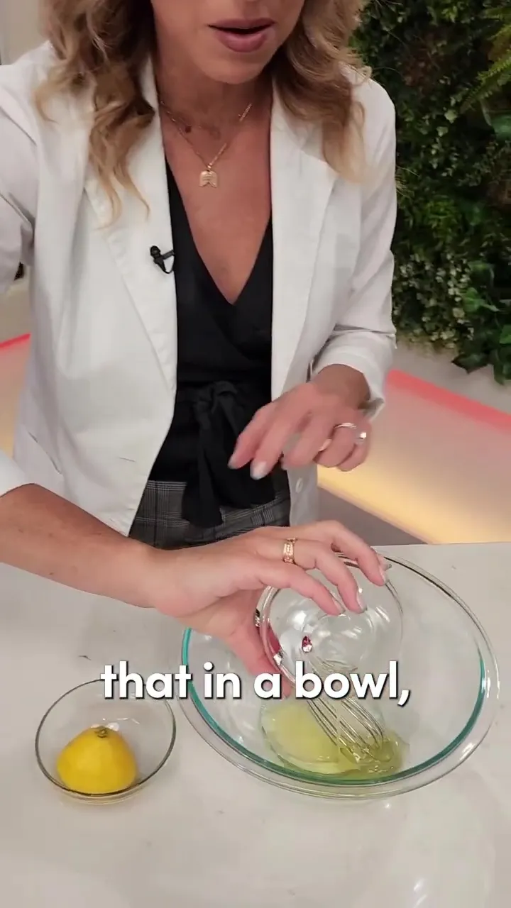 cara kecilkan pori-pori besar pakai lemon © YouTube