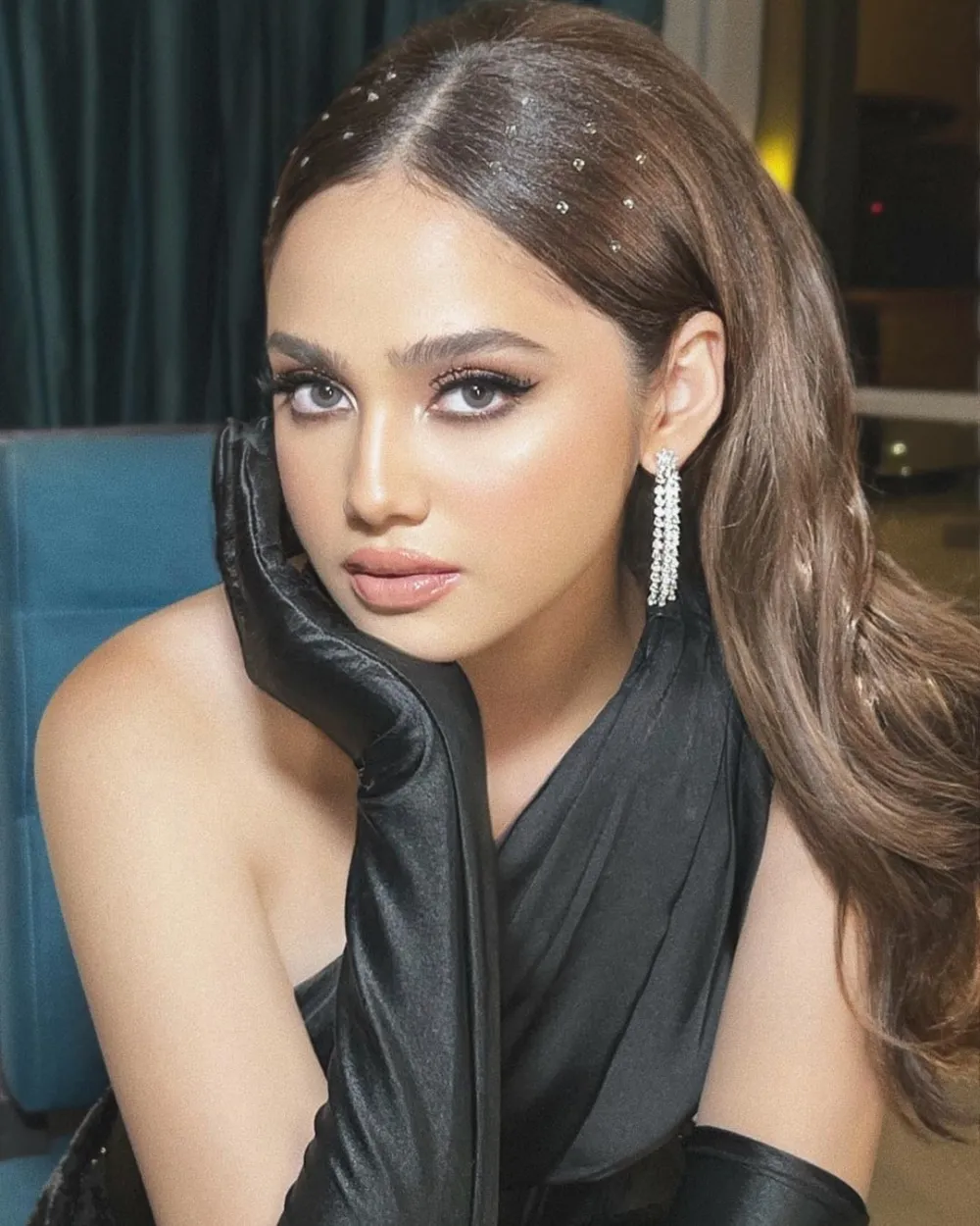 makeup bold ala Syifa Hadju © 2025 brilio.net