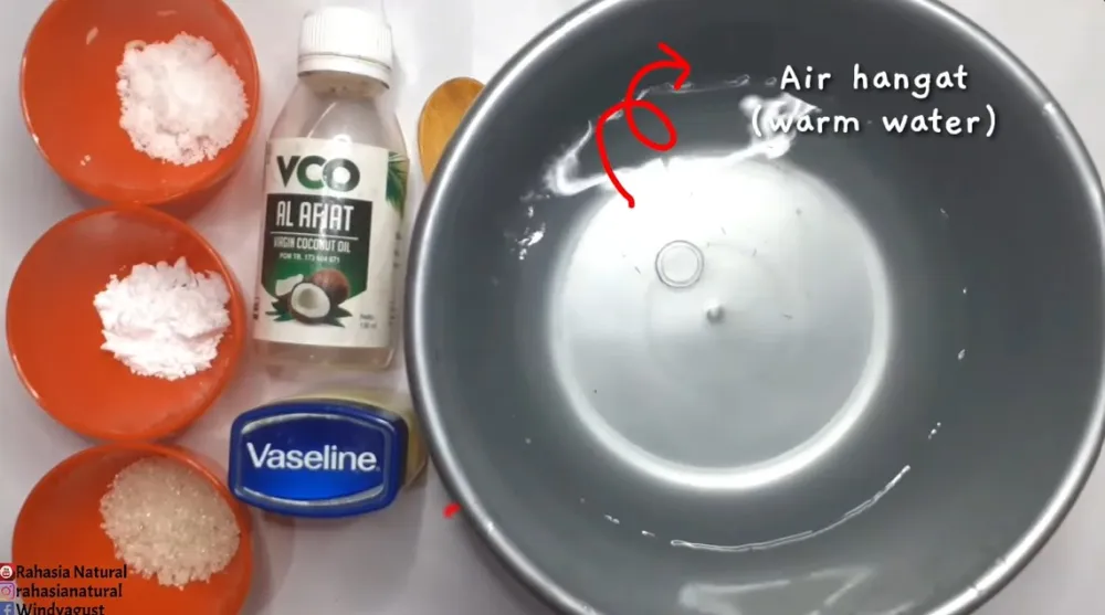 Tumit pecah-pecah © YouTube