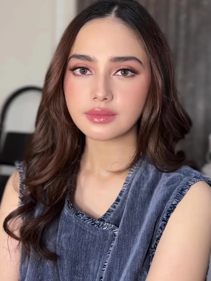 riasan pink glam © Instagram 