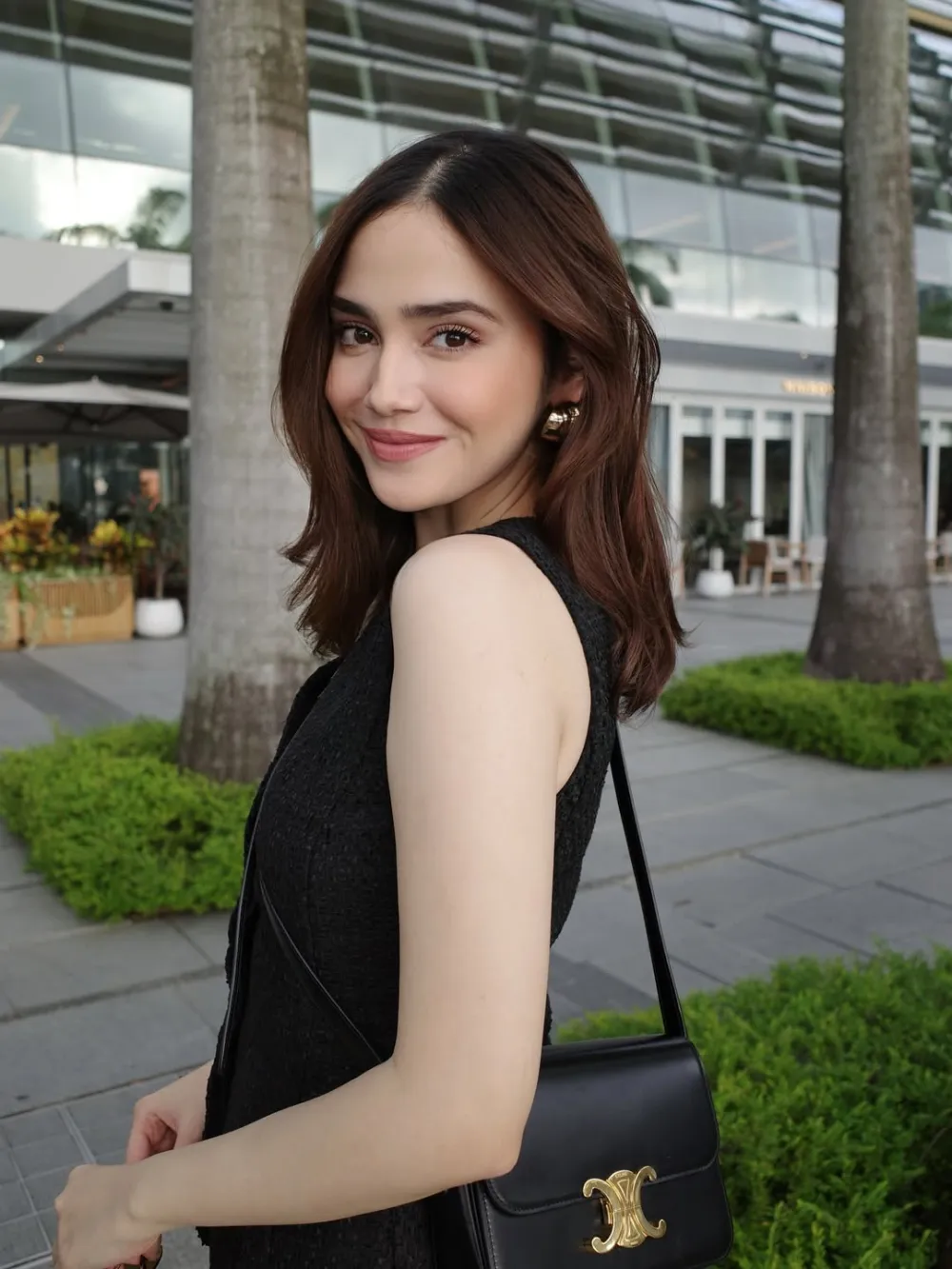 makeup Syifa Hadju saat liburan © Instagram 