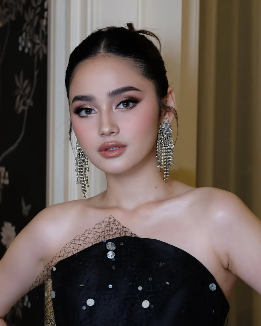 Syifa Hadju di pernikahan Luna © Instagram Syifa Hadju di pernikahan Luna © Instagram