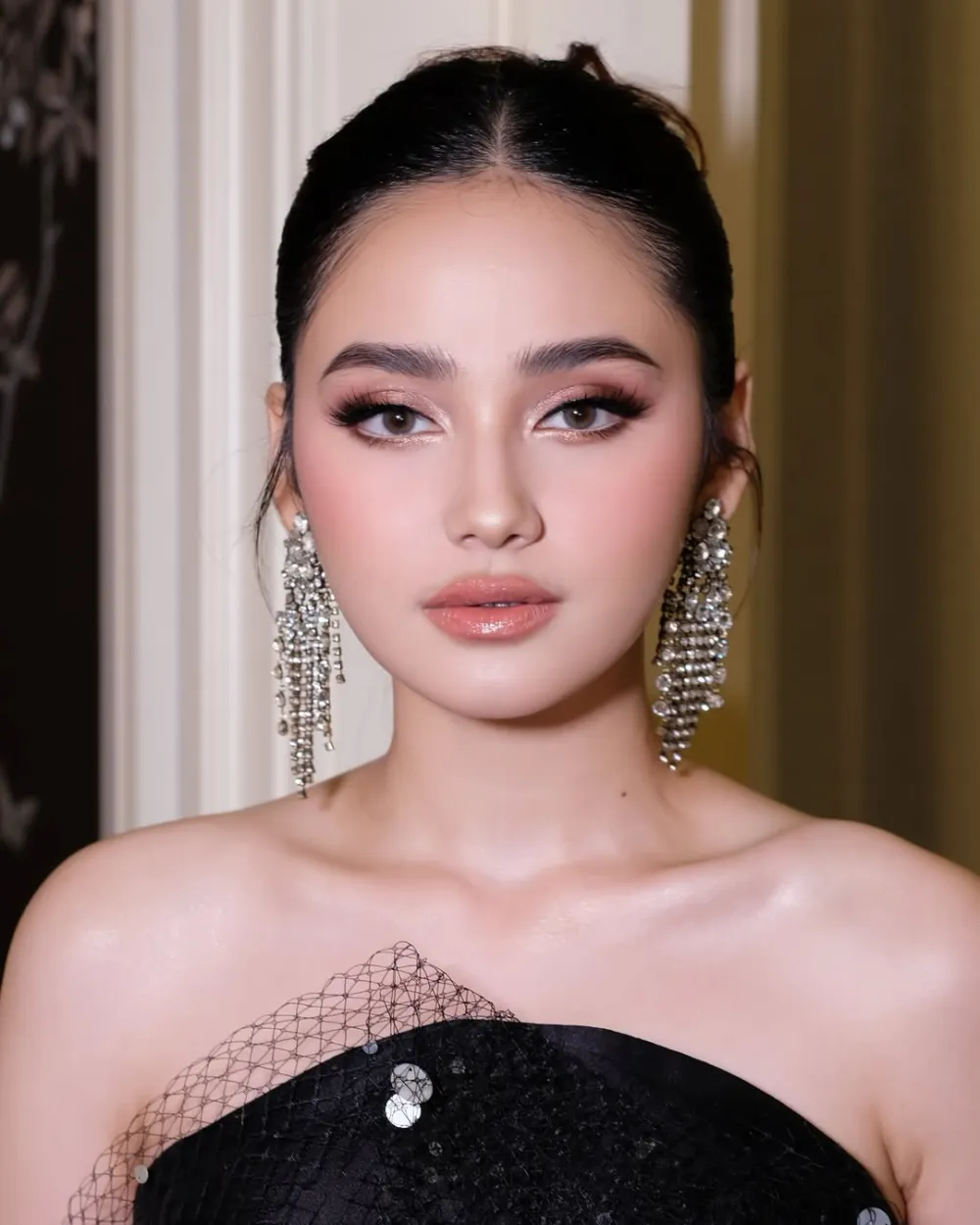 Syifa Hadju di pernikahan Luna © Instagram Syifa Hadju di pernikahan Luna © Instagram