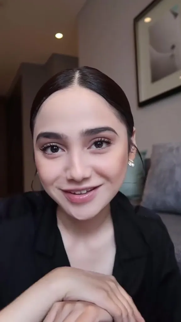 Transisi makeup ala Syifa Hadju © TikTok