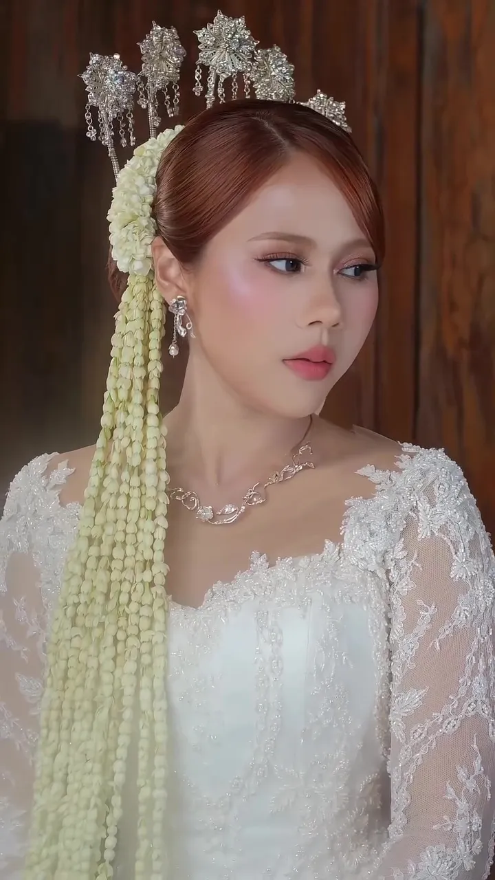 makeup Nadin Amizah © 2025 brilio.net