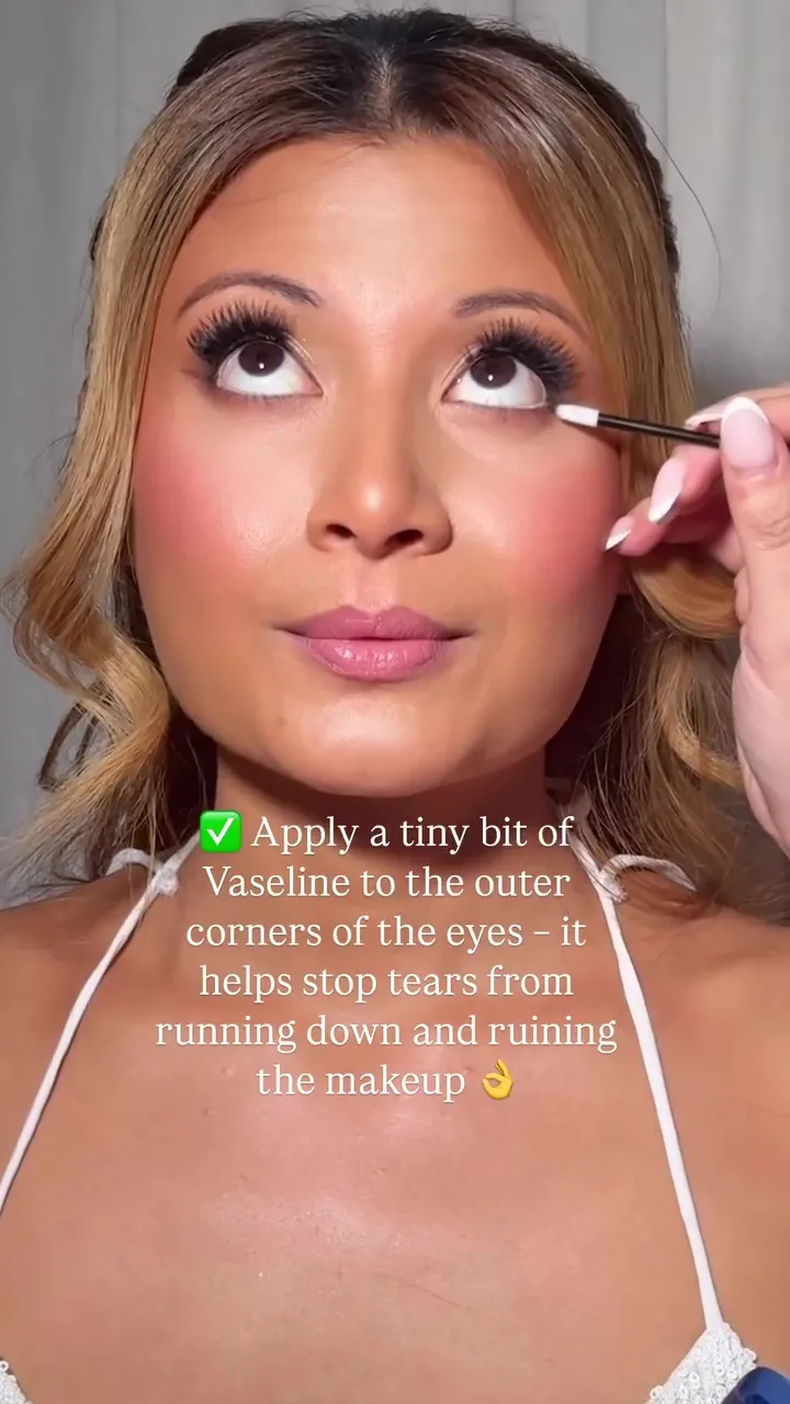 Eye look mudah luntur © Instagram 