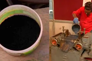 Inovasi kreatif, jelaga cerobong asap disulap jadi tinta