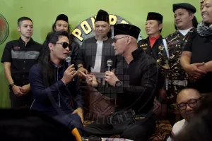Momen Deddy Corbuzier bersyahadat, ini pernyataannya usai jadi mualaf