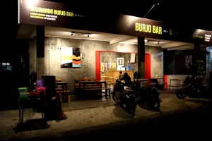 Burjo milik Arya Saloka ‘Ikatan Cinta’, sensasi cafe harga kaki lima